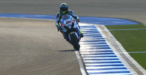 superbikes warm up