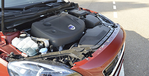 Volvo V40 D4