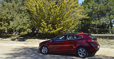 Volvo V40 D4