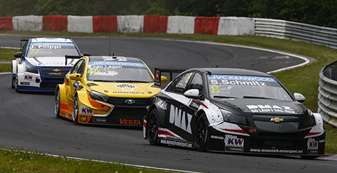 Sabine Schmitz WTCC Nordschleife 2015