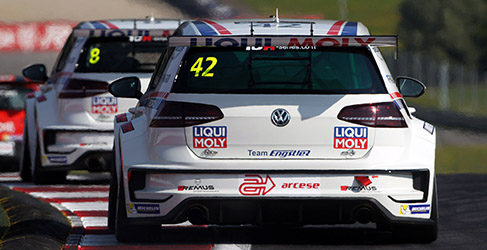 Pol Rosell Volkswagen Golf TCR 2015