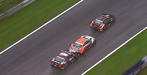 Timo Scheider empuja a Robert Wickens, Pascal Wehrlein Spielberg DTM 2015