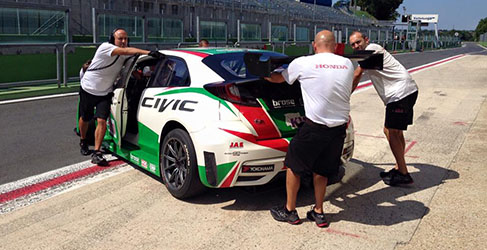 Gabriele Tarquini Honda Civic WTCC test Vallelunga 2015
