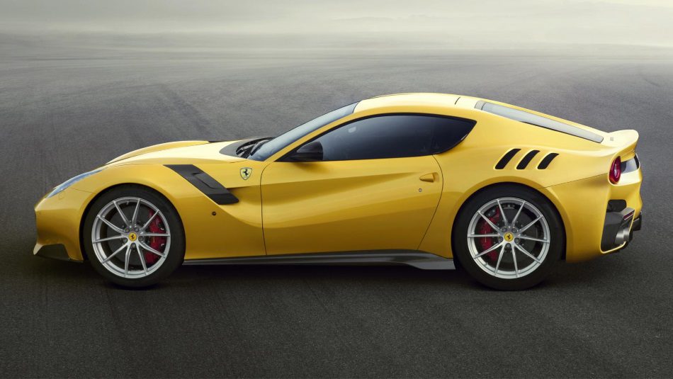 Ferrari F12dtf