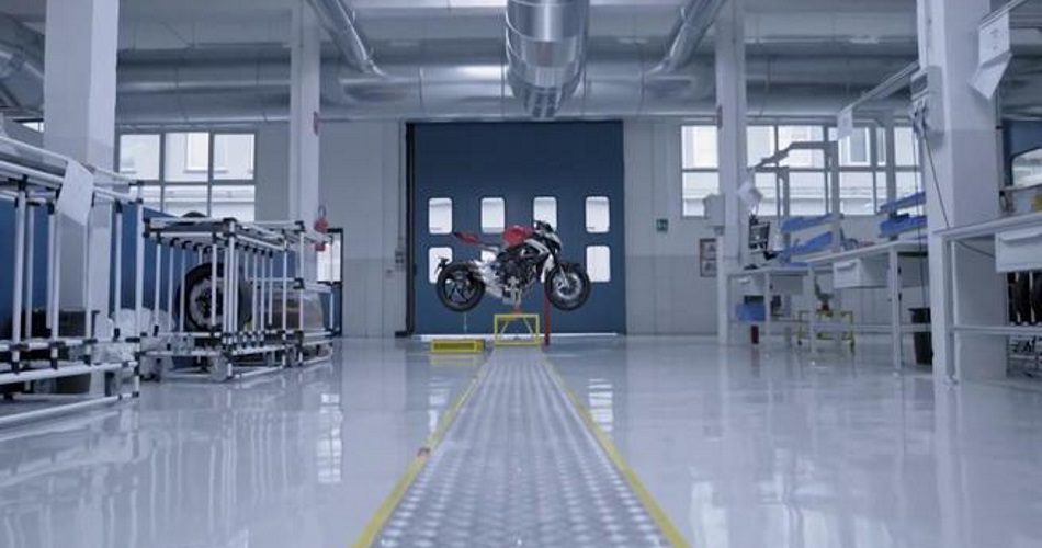 Teaser de la MV Agusta Brutale 800 2016