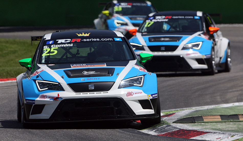 Stefano Comini a los mandos de su SEAT Leon TCR de Target Competition