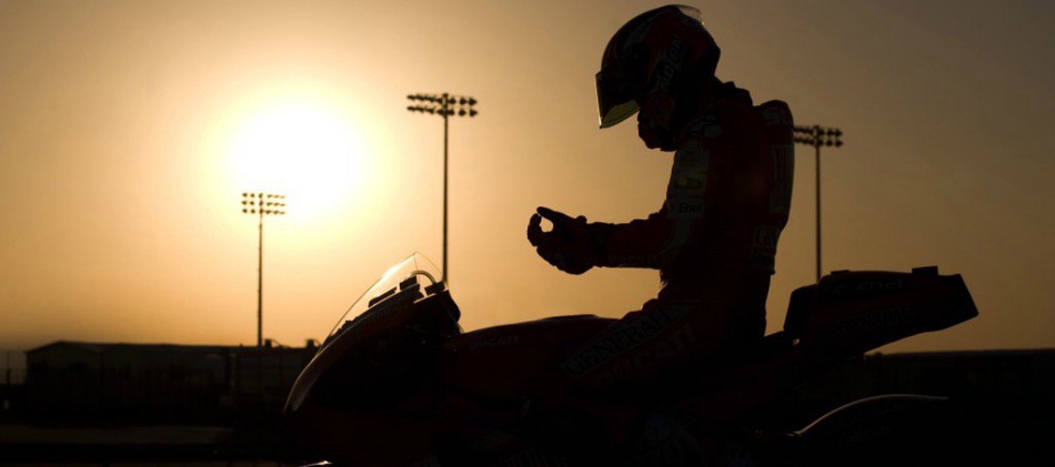 Puesda de Sol con Stoner sobre la Ducati