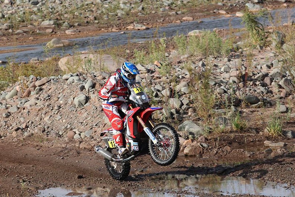 Jeremías Israel en el último Dakar
