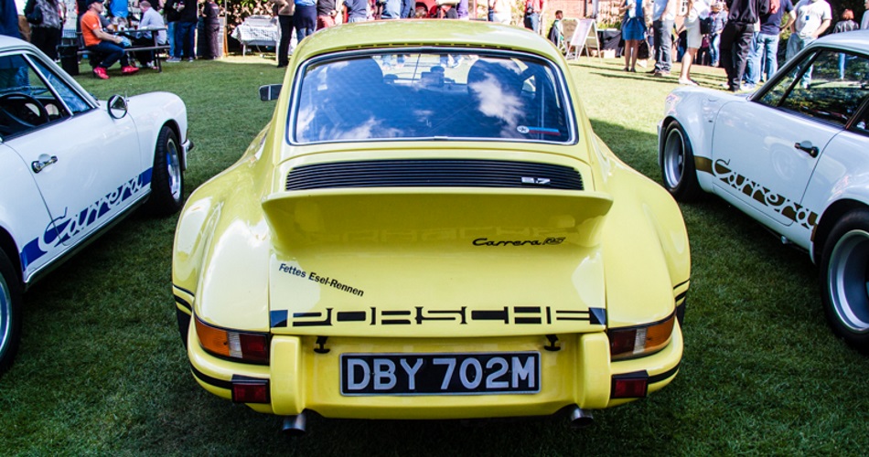 Zona reservada para los Porsche Carrera RS