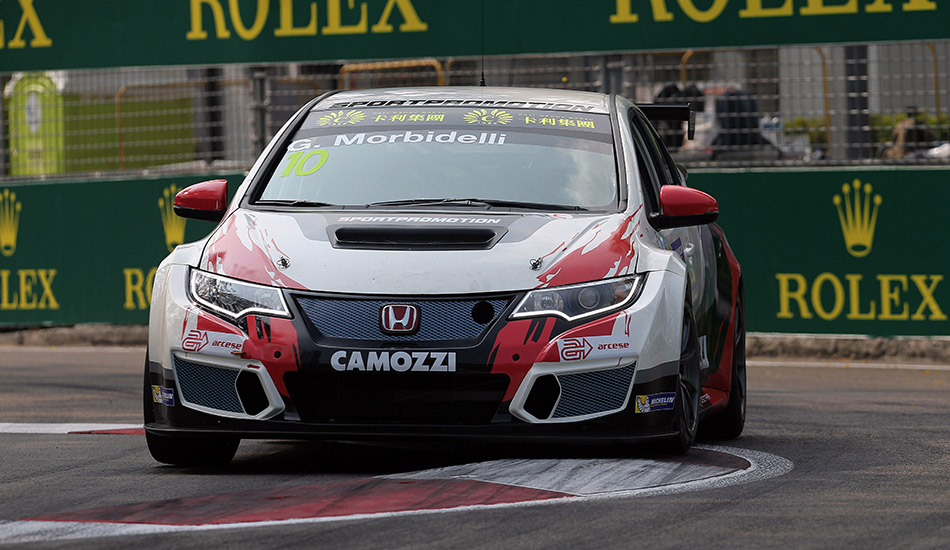 Gianni Morbidelli con el Honda Civic TCR