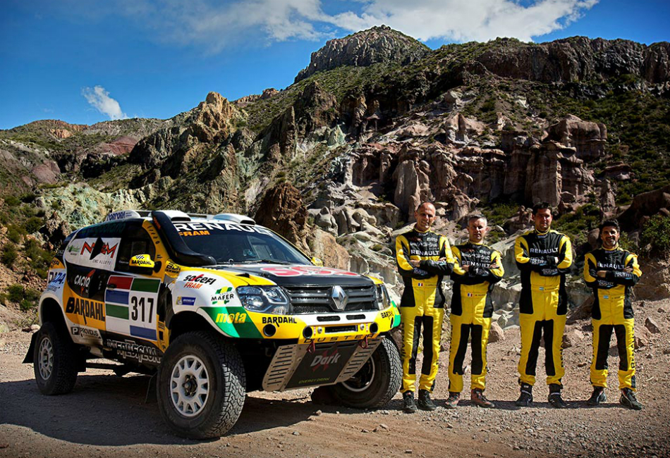 Renault Duster Dakar Team.