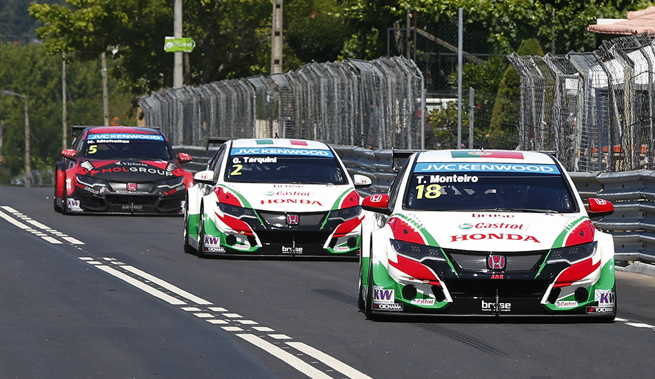 Los Honda Civic WTCC en Vila Real el año pasado