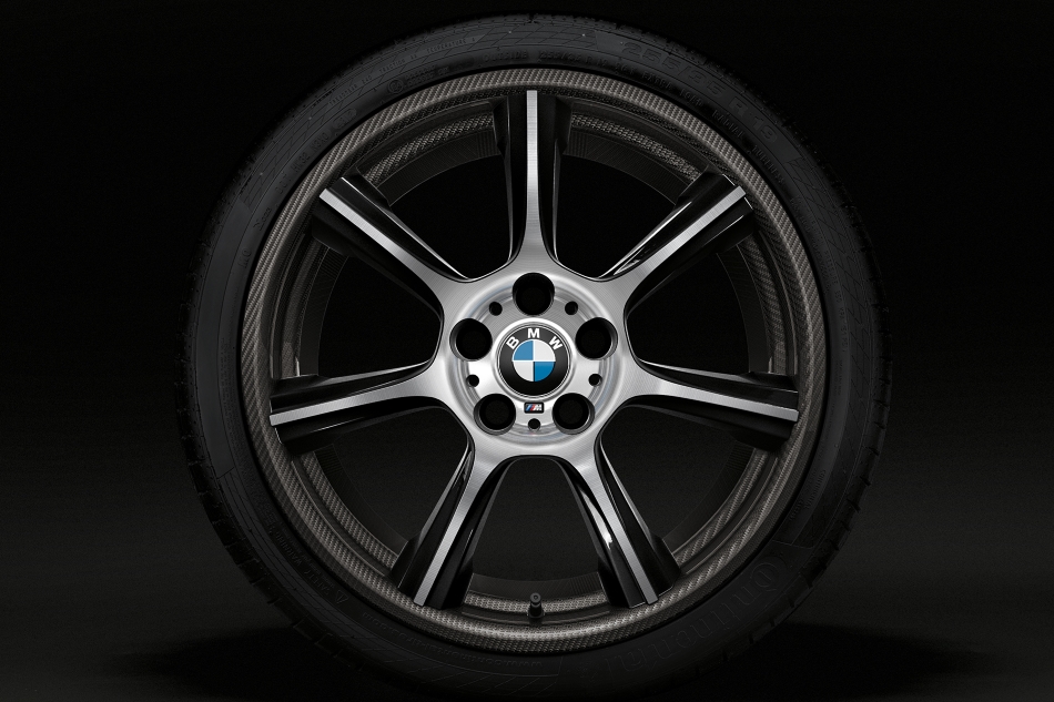 Llanta de fibra de carbono del BMW M4 GTS