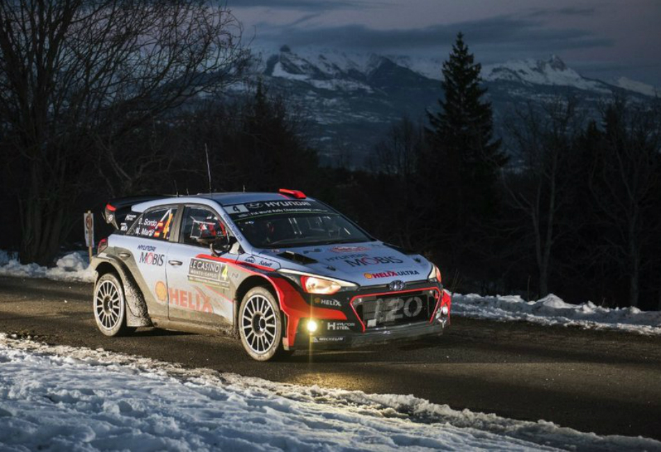 Dani Sordo va séptimo en la general