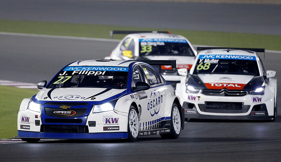John Filippi por delante de Yvan Muller en Qatar