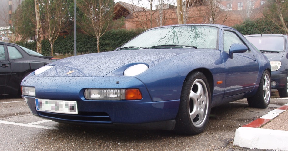 Porsche 928 GTS