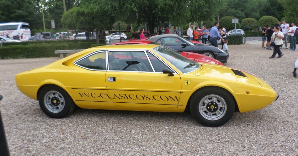 Ferrari Dino 308 GT4