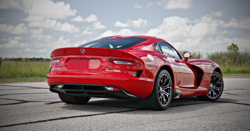 Dodge Viper III Hennessey Venom 700R