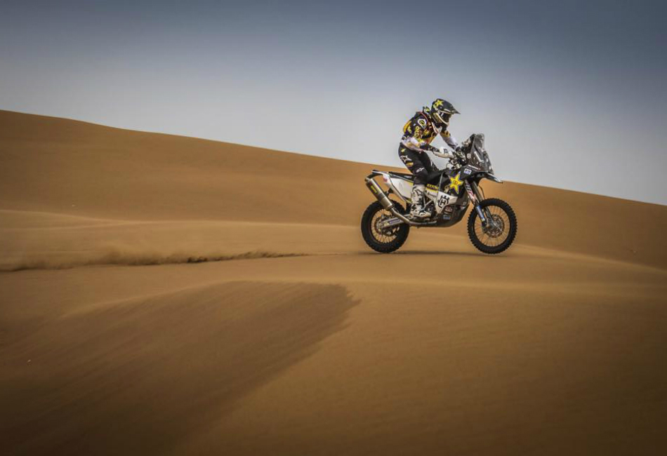 Quintanilla en las dunas.