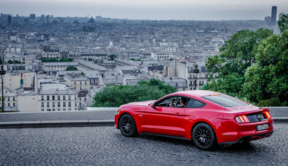 Ford Mustang V8