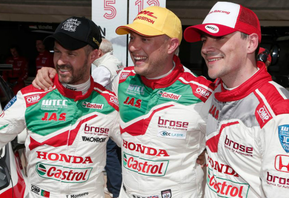 Triplete de Honda.