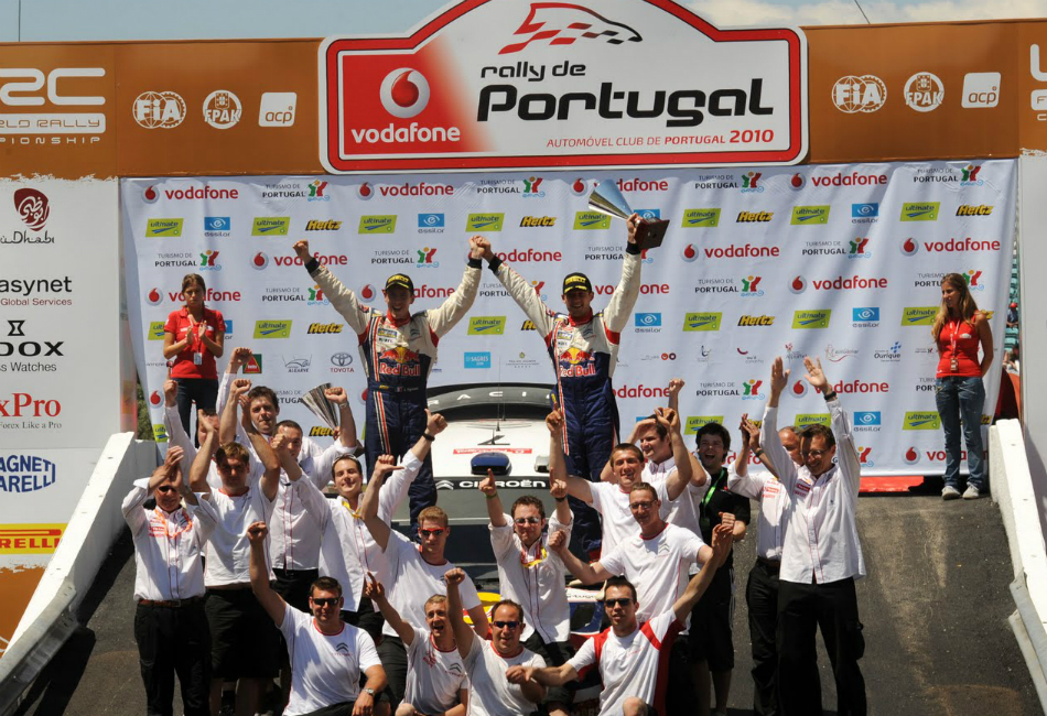 Ogier en el podio de Faro en 2010.