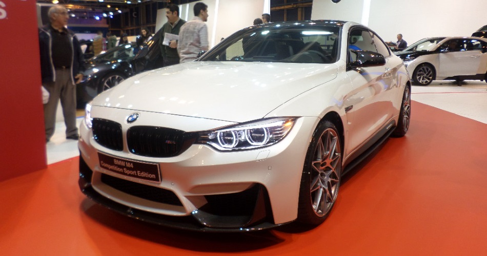 BMW M4 CS