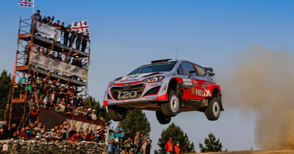 Neuville, Rally Italia 2015