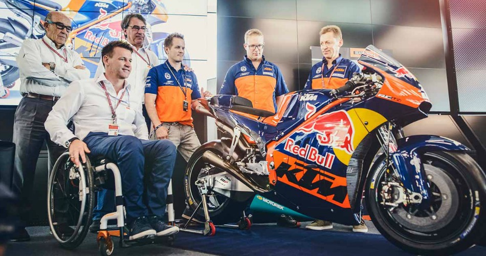 Presentación KTM RC16