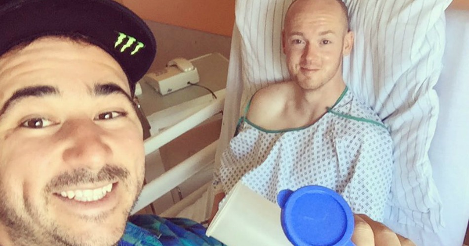 Bradley Smith en el hospital