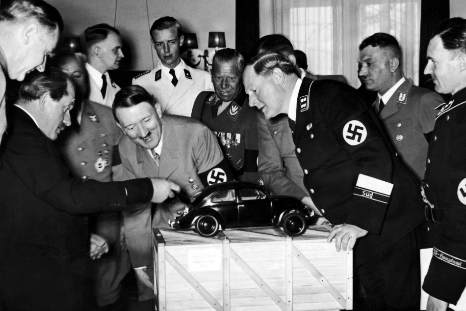 Exposición a Adolf Hitler