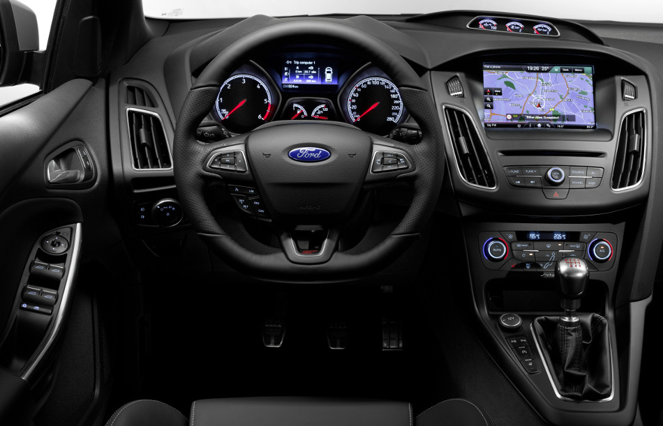 Focus 2.0 Interior