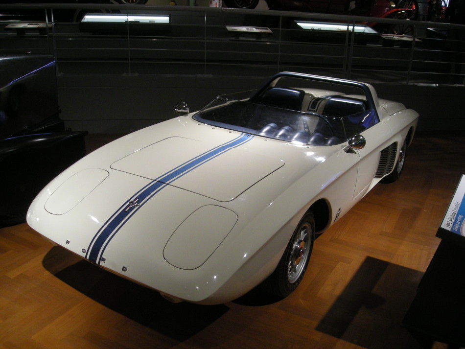 Mustang 001