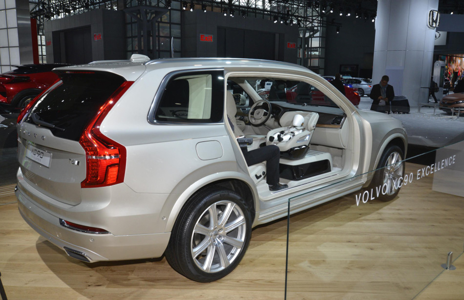 XC90 Lateral
