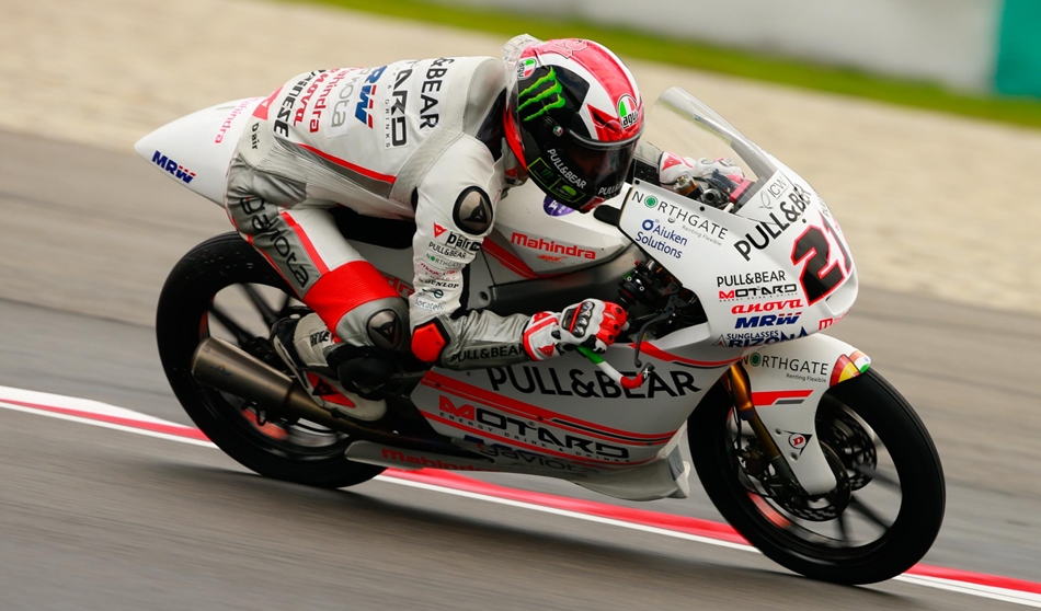 La Mahindra de Pecco parece que funciona maravillosamente bien sobre mojado