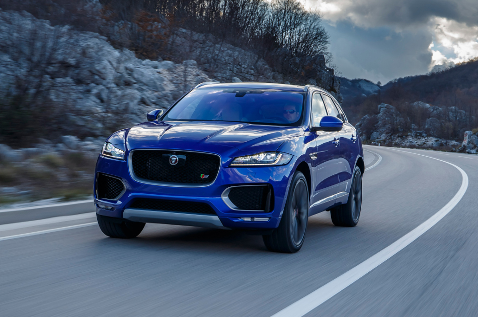 Jaguar F-PACE-1