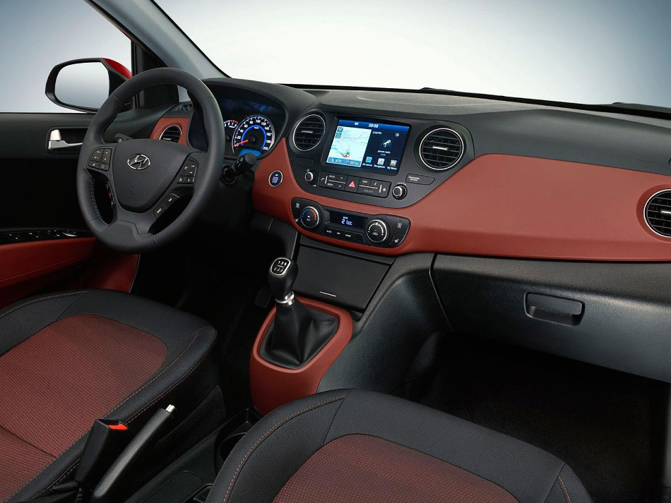 i10 Interior
