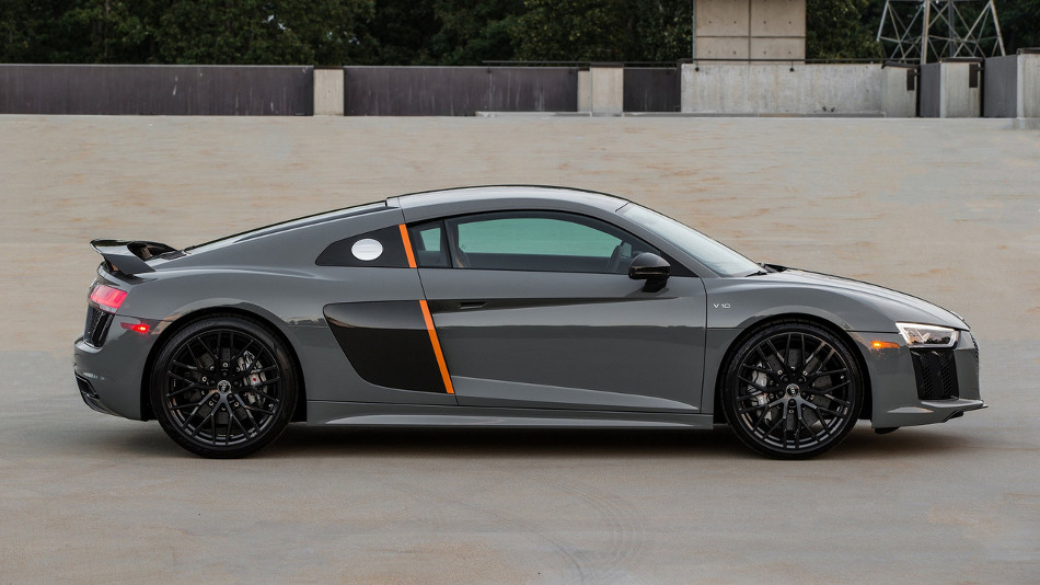Audi lateral