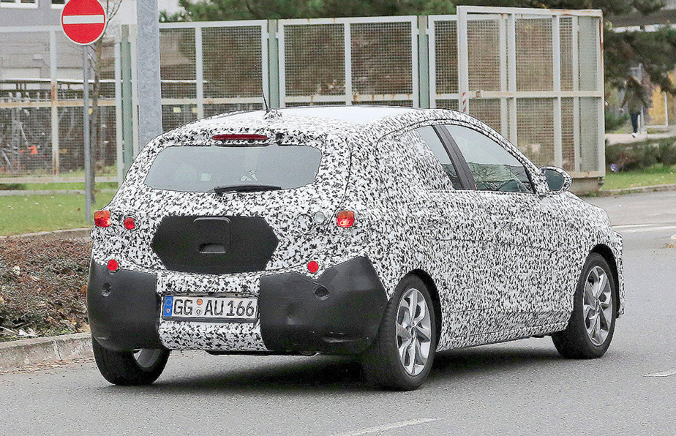 Opel imagen trasera