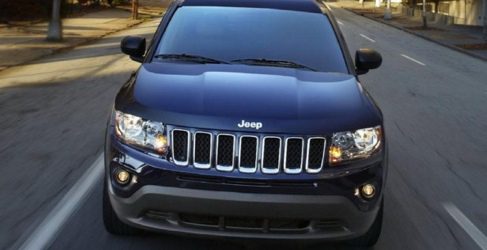 Jeep Compass y Chrysler Town & Country