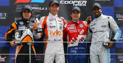 Podio segunda carrera Rockingham