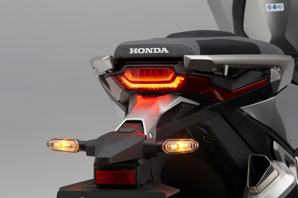 Parte trasera X-ADV