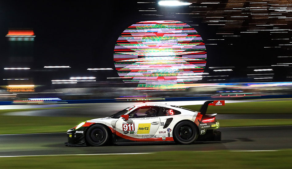 Porsche 911 RSR