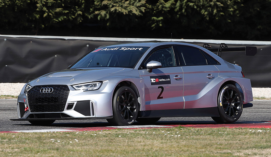 Audi RS 3 LMS