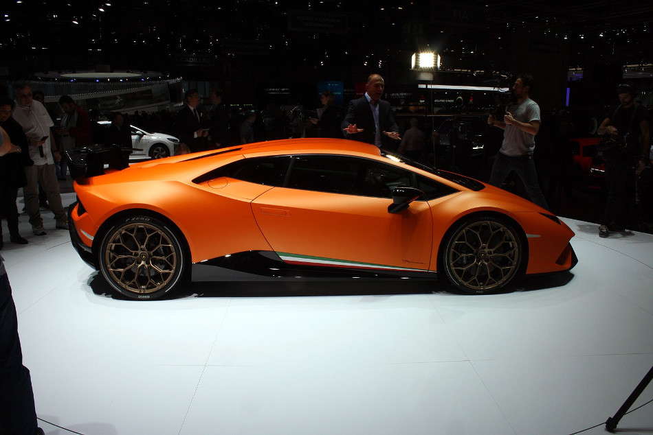 Lamborghini img 1