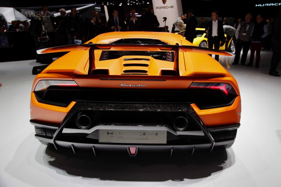 Lamborghini img 2