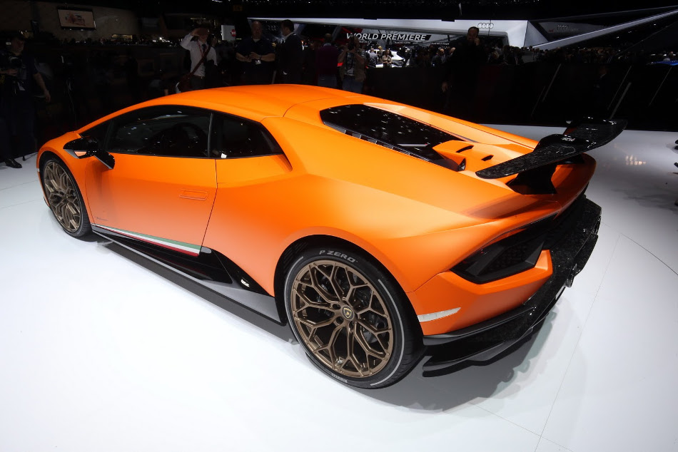 Lamborghini img 3