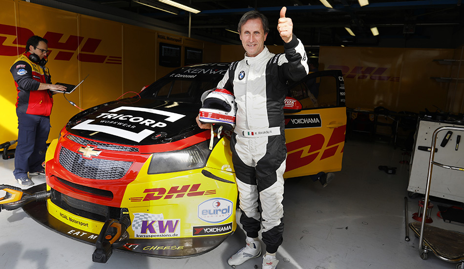 Roberto Ravaglia con el Chevrolet de ROAL Motorsport