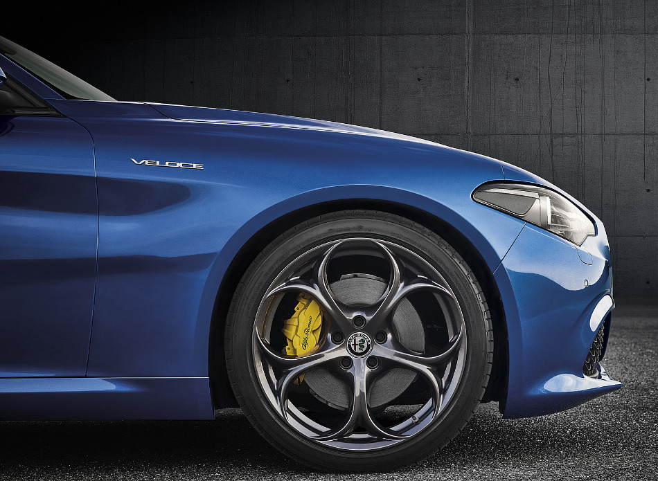 Veloce-2