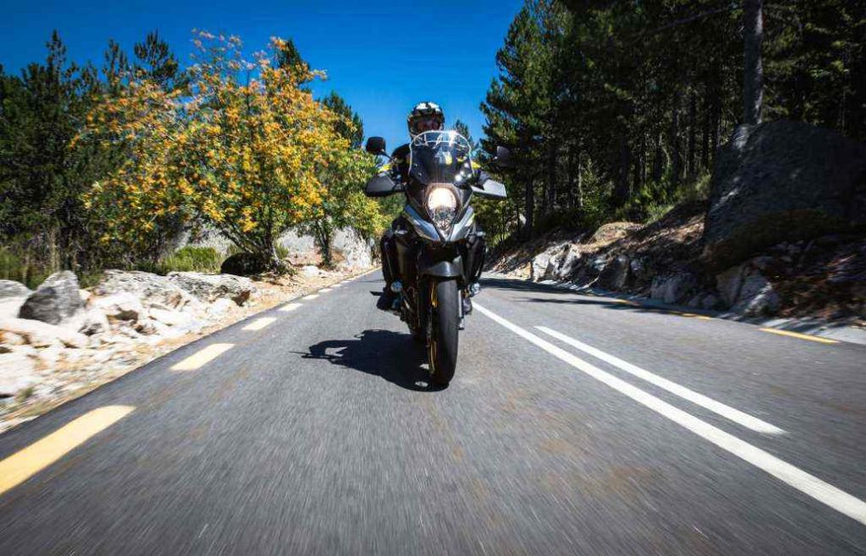 V-Strom 1